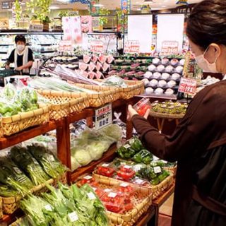 ＪＡの店舗で回す「地域の食」　8割が准組女性が牽引 　和歌山県JAみくまの (1)(2)